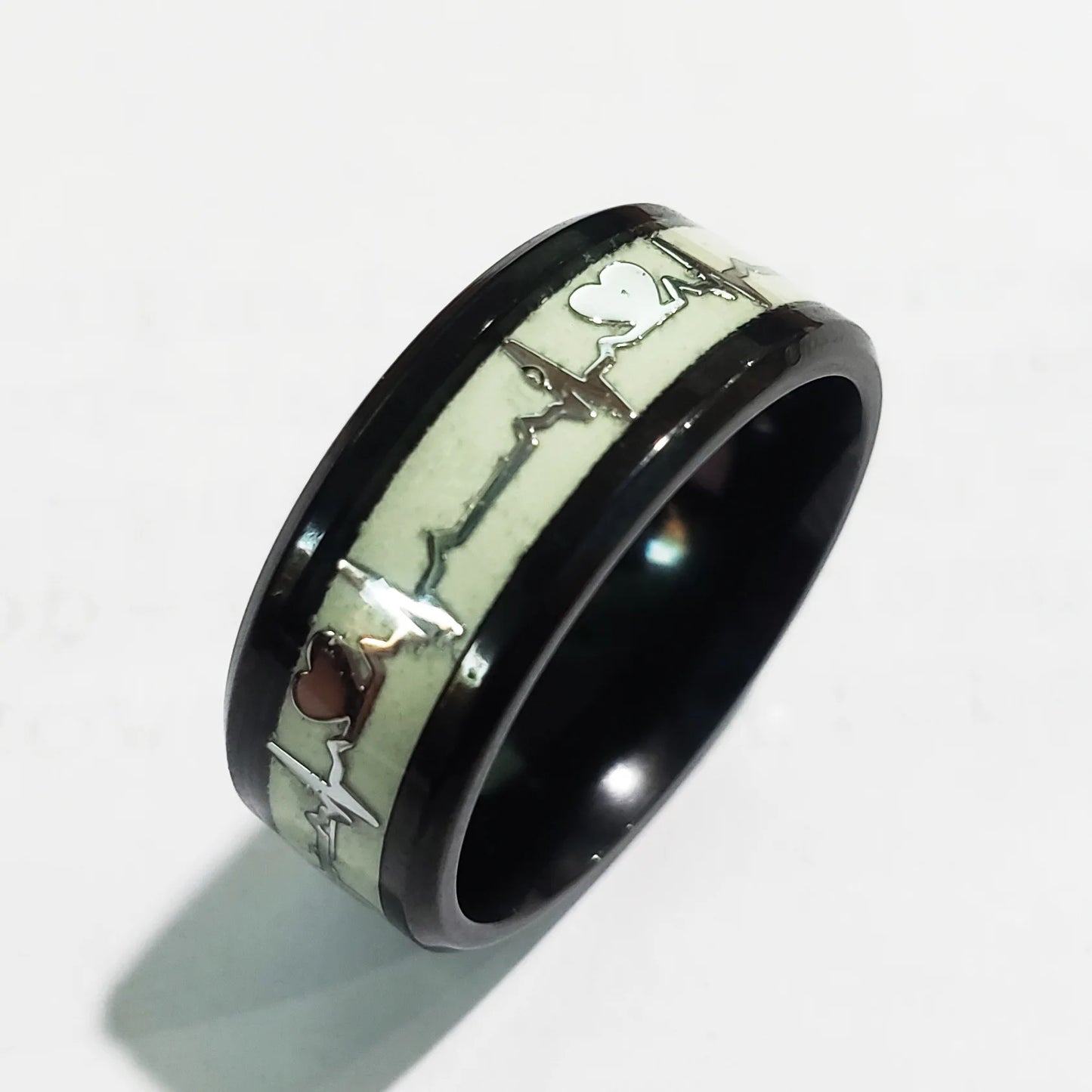 💖🌙 Anillo de Corazón que Brilla en la Oscuridad