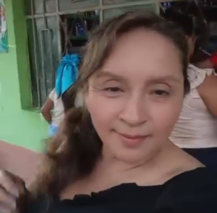  — Paola R., Santa Cruz